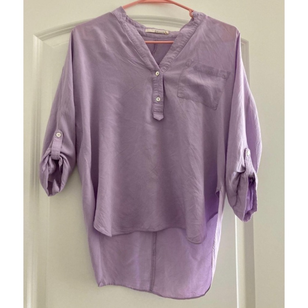 Women’s shirt